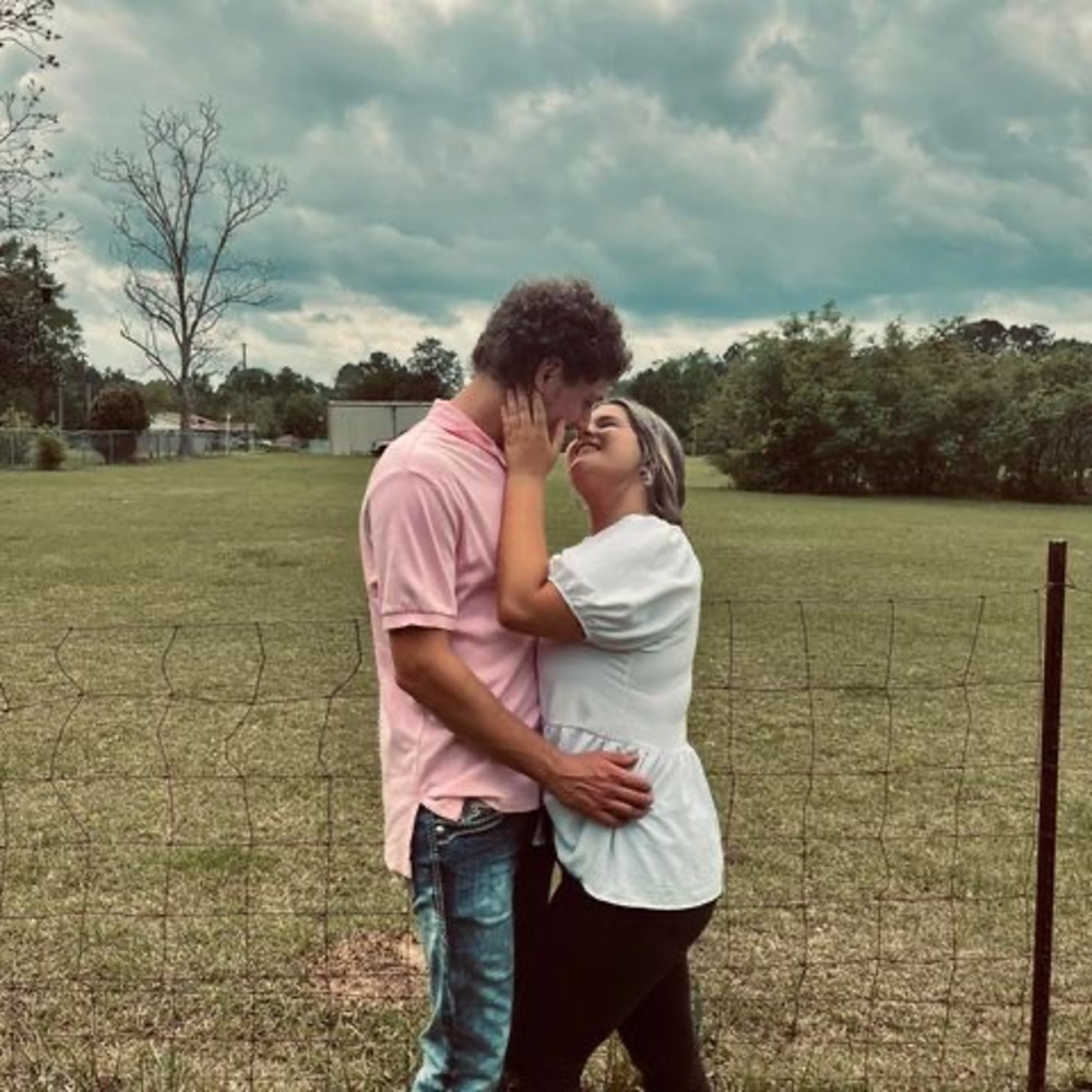 Meet your Posher, Macie